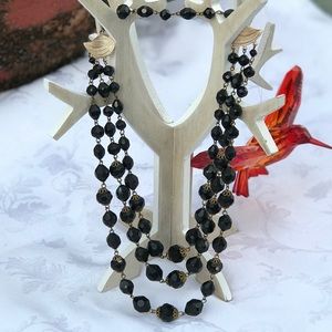 4/$20 jewelry SALE! Vintage beaded tiered necklace